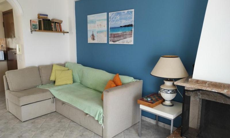 Dimar1 Seaside Apartment Paralia Dionysiou Dış mekan fotoğraf