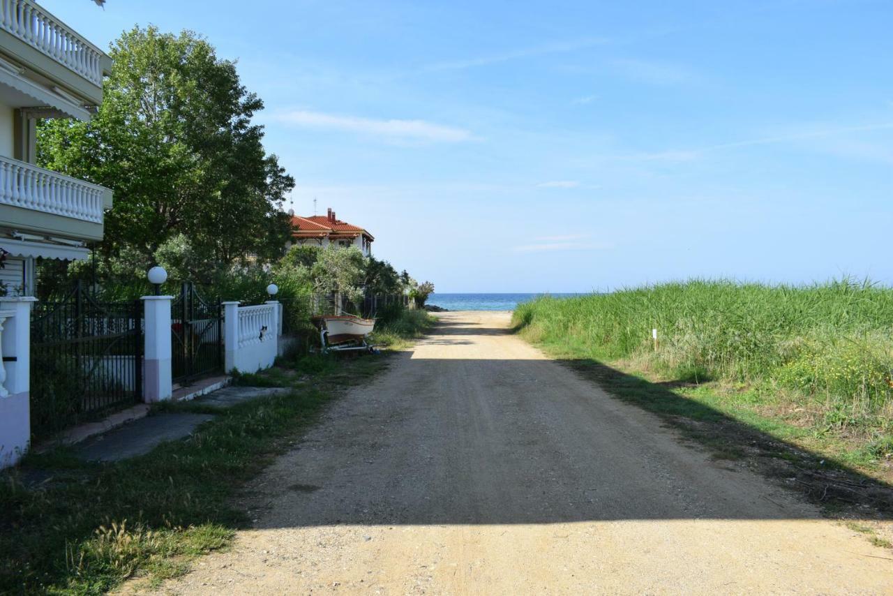 Dimar1 Seaside Apartment Paralia Dionysiou Dış mekan fotoğraf